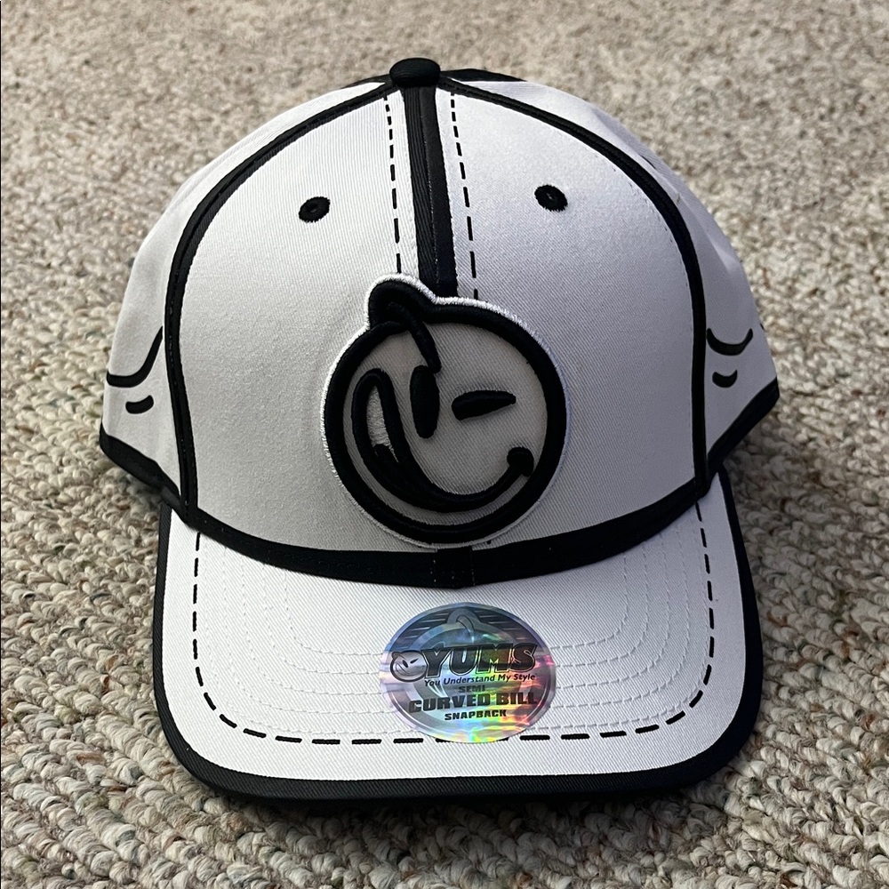 Yums Curved Bill Snapback hat